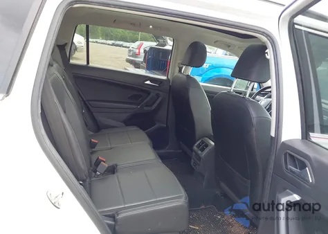 2020 Volkswagen Tiguan from USA, damaged, VIN 3VV2B7AX6LM062531